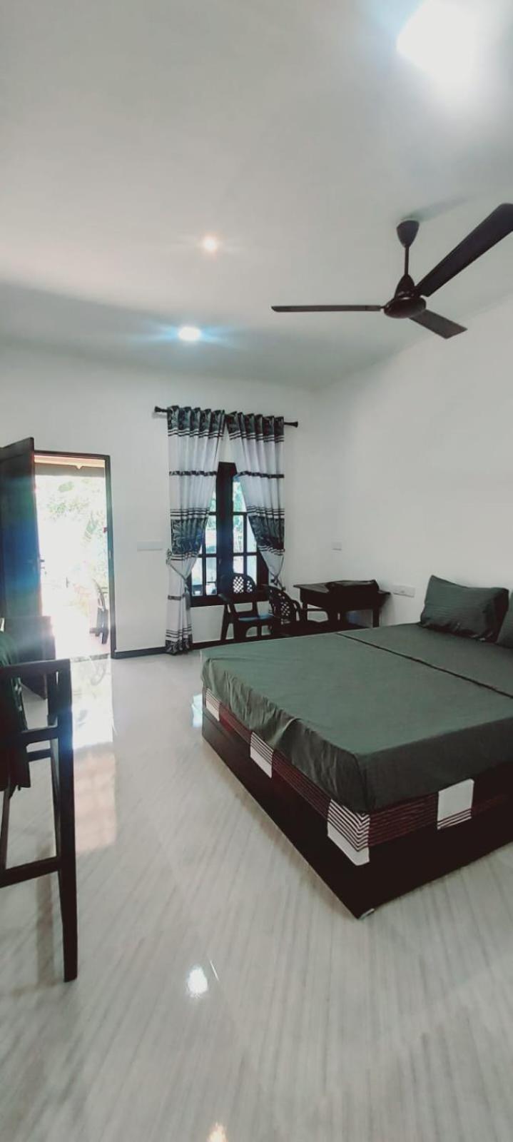 Nilaveli Beach Rooms Esterno foto