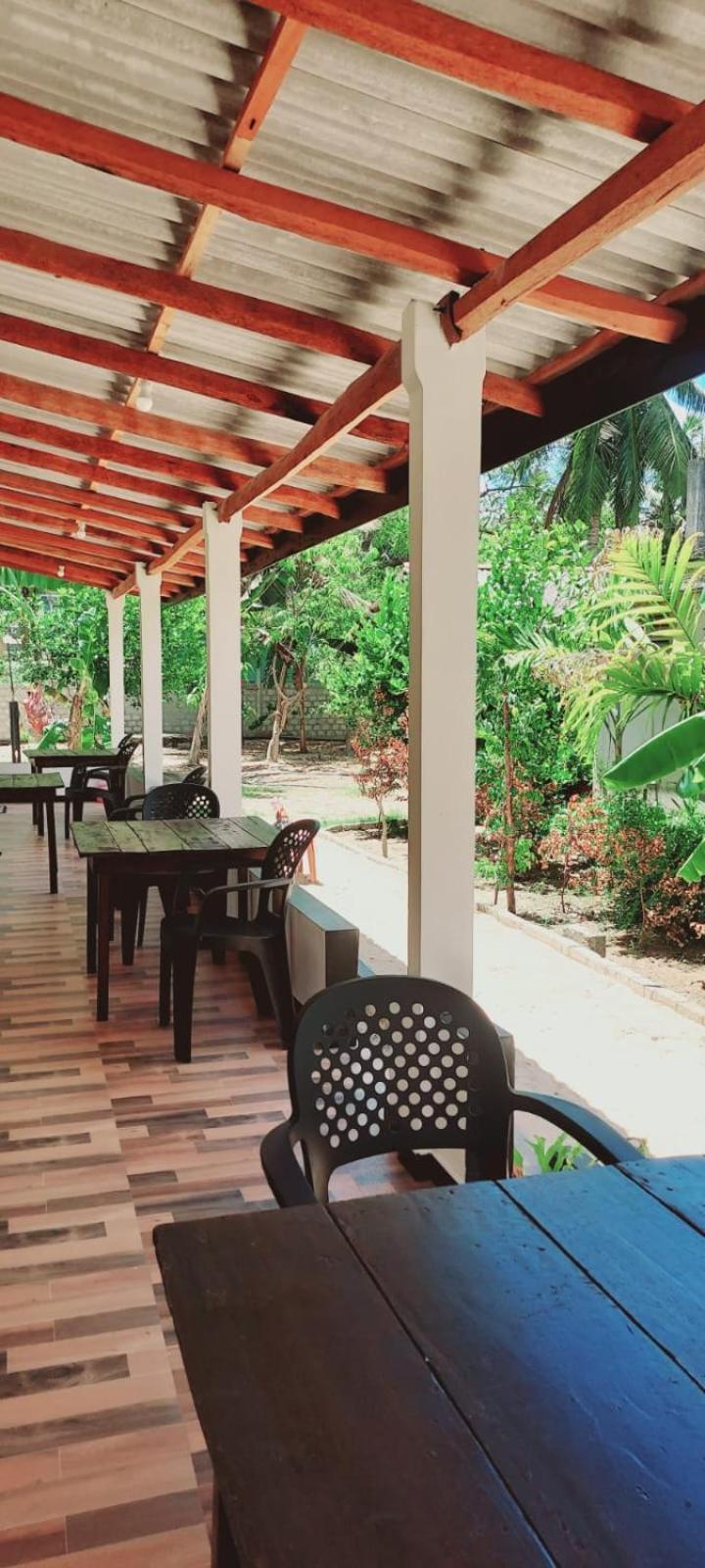 Nilaveli Beach Rooms Esterno foto