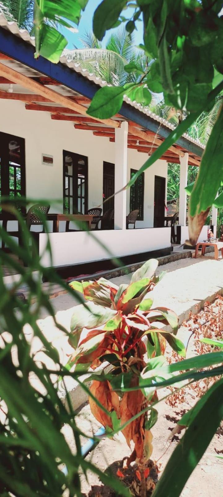 Nilaveli Beach Rooms Esterno foto